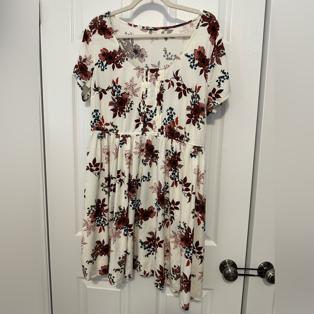Torrid Floral Short Sleeve Dress